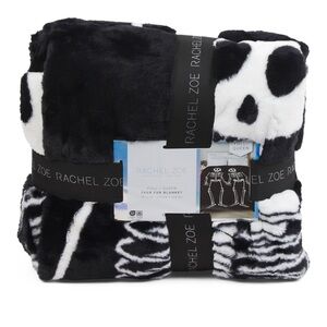 ☠️RACHEL ZOE Oversized skeletons faux fur Blanket ☠️
